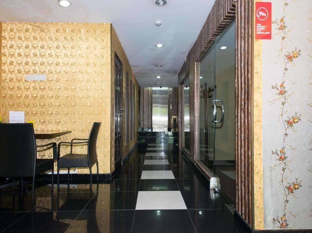 Oyo Rooms Maharajalela Monorail Station Kuala Lumpur Buitenkant foto